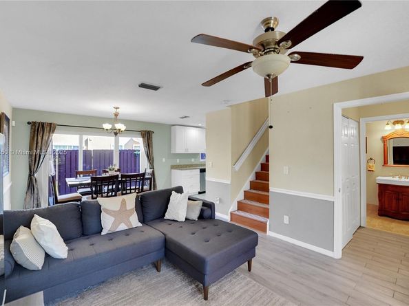 2888 NW 99th Ter, Sunrise FL 33322