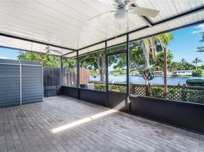 10760 Hickory Ave, Pembroke Pines FL 33026
