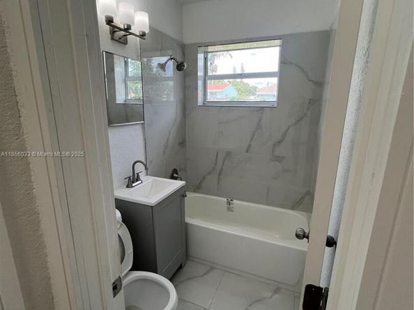 1475 NW 83rd St, Miami FL 33147