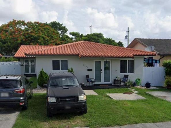 9595 SW 39th St, Miami FL 33165