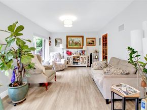 6250 SW 19th St, Miami FL 33155