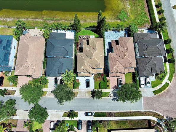 11257 NW 78th St, Doral FL 33178