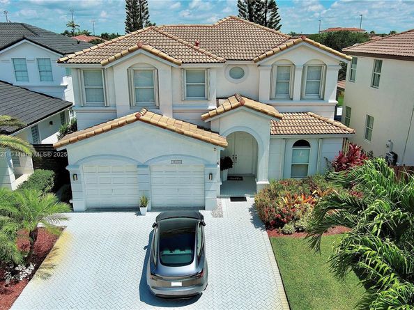 11257 NW 78th St, Doral FL 33178