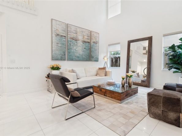 11257 NW 78th St, Doral FL 33178