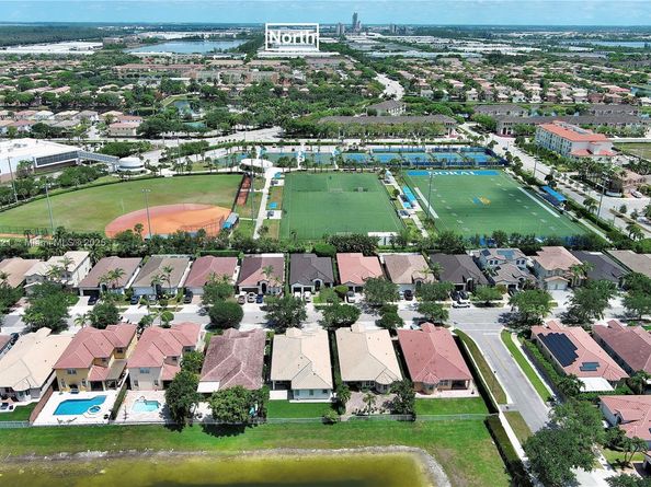 11257 NW 78th St, Doral FL 33178