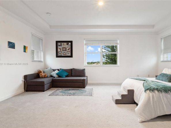 11257 NW 78th St, Doral FL 33178