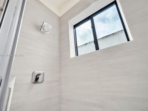 1515 SW 40th Ter, Fort Lauderdale FL 33317