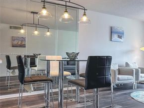 8881 Sunrise Lakes Blvd 108, Sunrise FL 33322