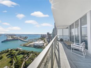 1100 Biscayne Blvd 5306, Miami FL 33132