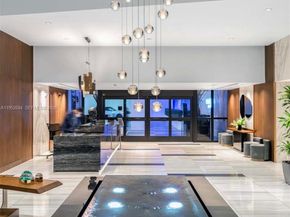 1100 Biscayne Blvd 5306, Miami FL 33132