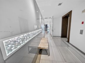 1100 Biscayne Blvd 5306, Miami FL 33132