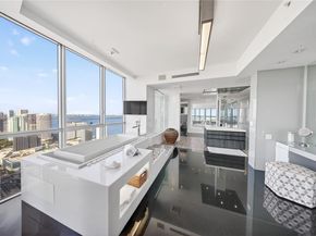 1100 Biscayne Blvd 5306, Miami FL 33132