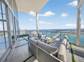 1100 Biscayne Blvd 5306, Miami FL 33132