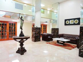 Undisclosed Address #A11864299, Sunny Isles Beach FL 33160