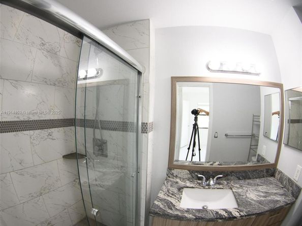 20825 NE 8th Ct 20319, Miami FL 33179