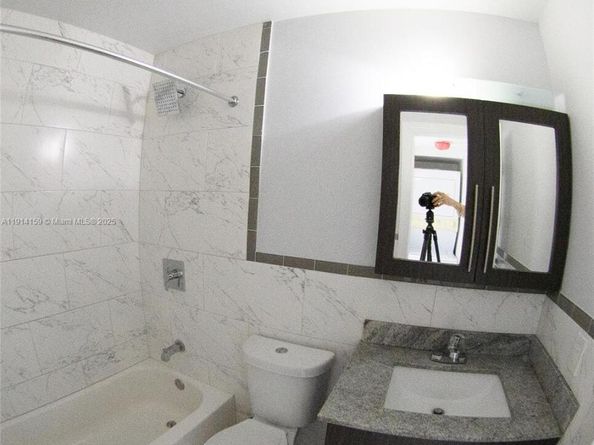 20825 NE 8th Ct 20319, Miami FL 33179