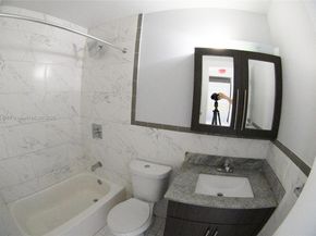 20825 NE 8th Ct 20319, Miami FL 33179