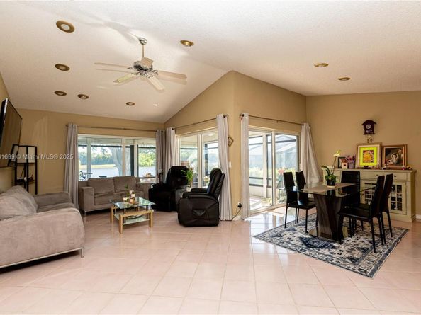 5602 E Parkwalk Cir E 0, Boynton Beach FL 33472