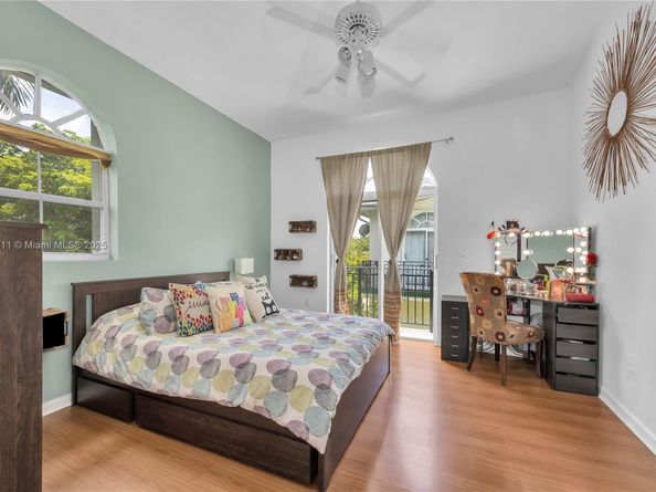 2850 Coconut Ave 15, Miami FL 33133