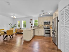 2850 Coconut Ave 15, Miami FL 33133