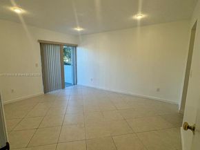 3642 NE 171st St 306, North Miami Beach FL 33160