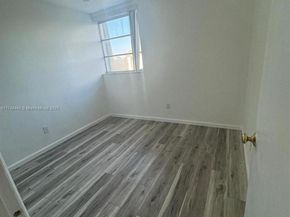 3642 NE 171st St 306, North Miami Beach FL 33160