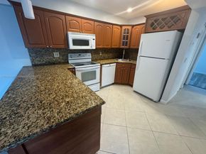 3642 NE 171st St 306, North Miami Beach FL 33160