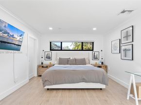 8201 SW 151st St, Palmetto Bay FL 33158