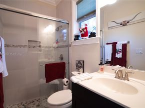 2135 NW 14th Ter, Homestead FL 33030