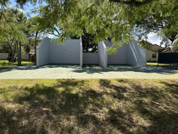 13360 SW 90th Ter A, Miami FL 33186