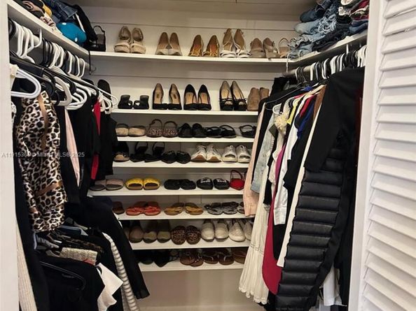 13360 SW 90th Ter A, Miami FL 33186