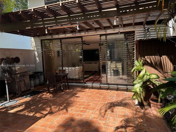 13360 SW 90th Ter A, Miami FL 33186