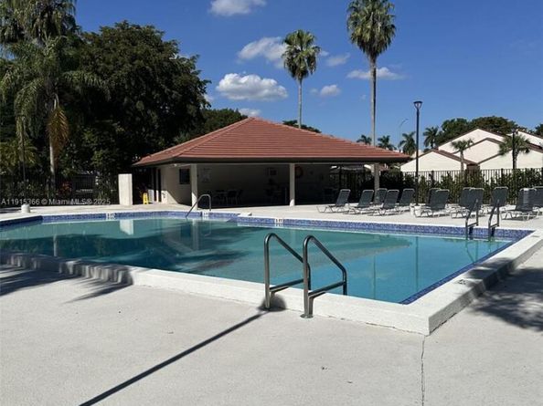 13360 SW 90th Ter A, Miami FL 33186