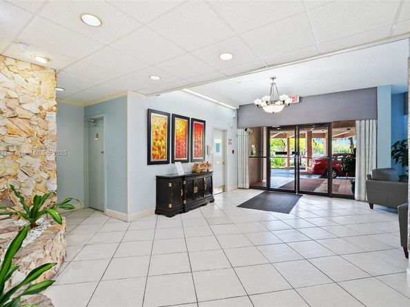 1000 Sain Charles Place 604, Pembroke Pines FL 33026