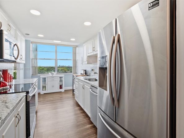 1000 Sain Charles Place 604, Pembroke Pines FL 33026