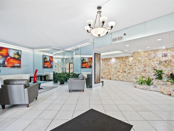 1000 Sain Charles Place 604, Pembroke Pines FL 33026