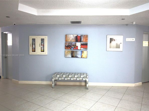 1000 Sain Charles Place 604, Pembroke Pines FL 33026