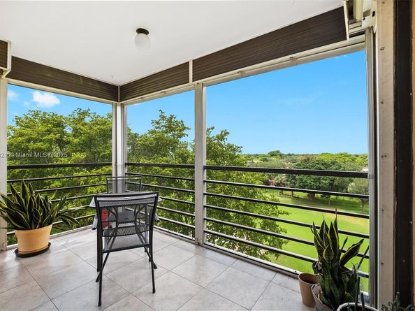 1000 Sain Charles Place 604, Pembroke Pines FL 33026