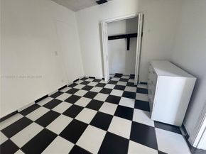 275 E 34th St, Hialeah FL 33013