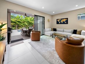 325 SW 16th St A, Fort Lauderdale FL 33315