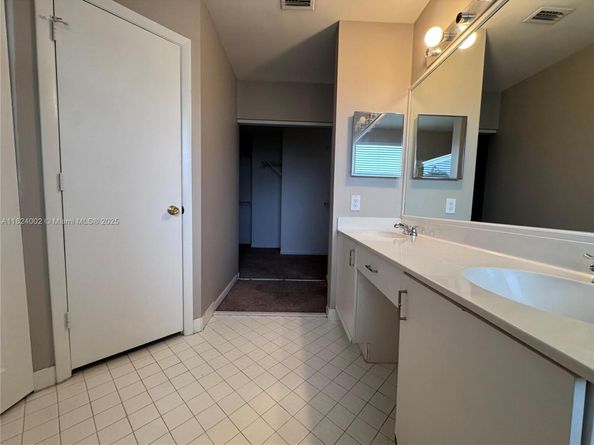 833 Stanton Dr, Weston FL 33326