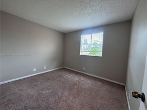 833 Stanton Dr, Weston FL 33326