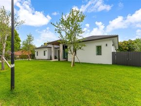7980 SW 184th Ter, Cutler Bay FL 33157