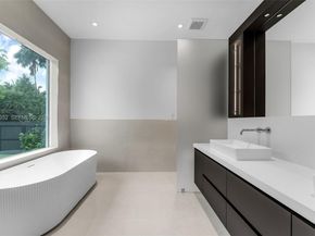 7980 SW 184th Ter, Cutler Bay FL 33157