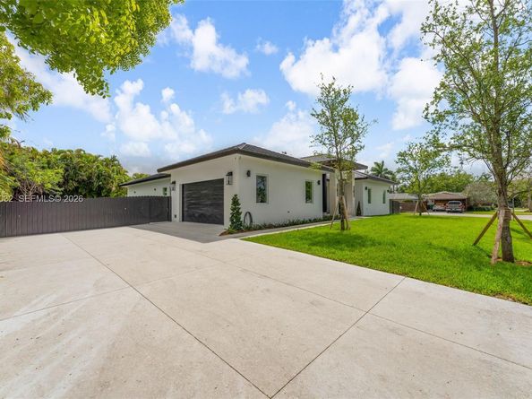 7980 SW 184th Ter, Cutler Bay FL 33157