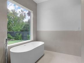 7980 SW 184th Ter, Cutler Bay FL 33157