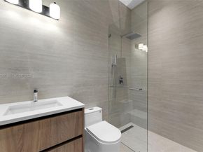 7980 SW 184th Ter, Cutler Bay FL 33157