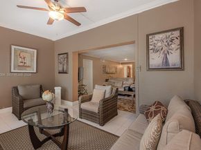 4270 NW 40th St 201, Lauderdale Lakes FL 33319