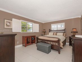 4270 NW 40th St 201, Lauderdale Lakes FL 33319