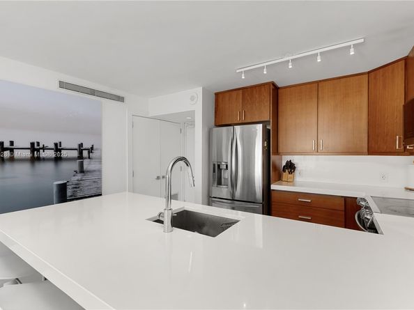 345 Ocean Dr 1101, Miami Beach FL 33139